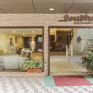 Oyo 16864 Soubhagya Residency Hotel Thalassery